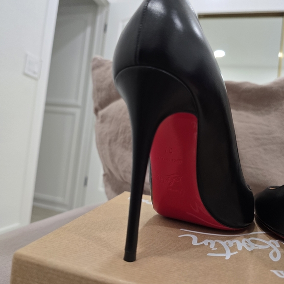 Christian Louboutin Kate 100 Nappa Leather Black Pointy Toe Pumps Heels Size 37 - Picture 3 of 12